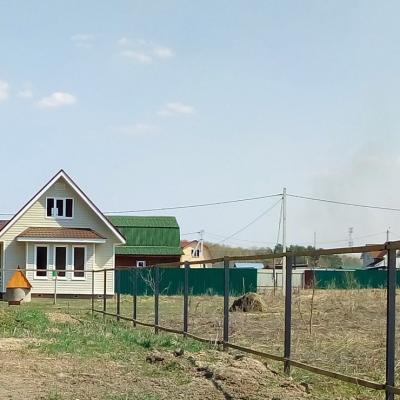 апрель